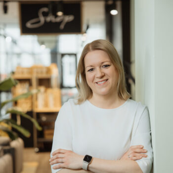 Das Bild zeigt Elke Bernroitner von der Stabstelle Controlling.